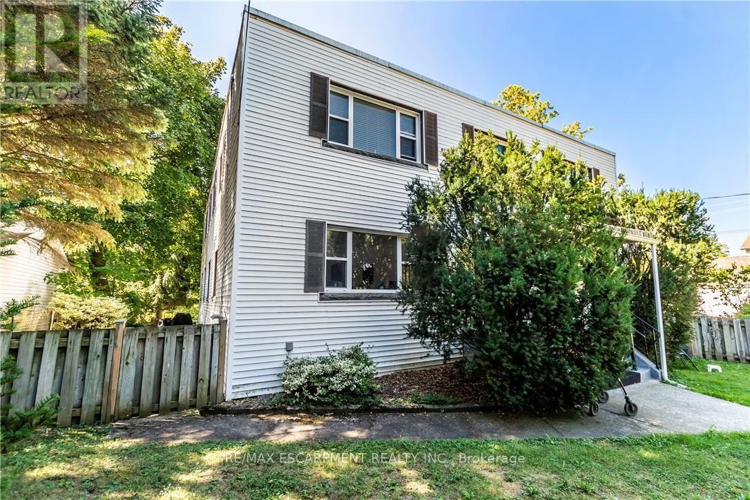 13 Mcmaster Avenue, Welland, Ontario  L3B 3S6 - Photo 9 - X12539272