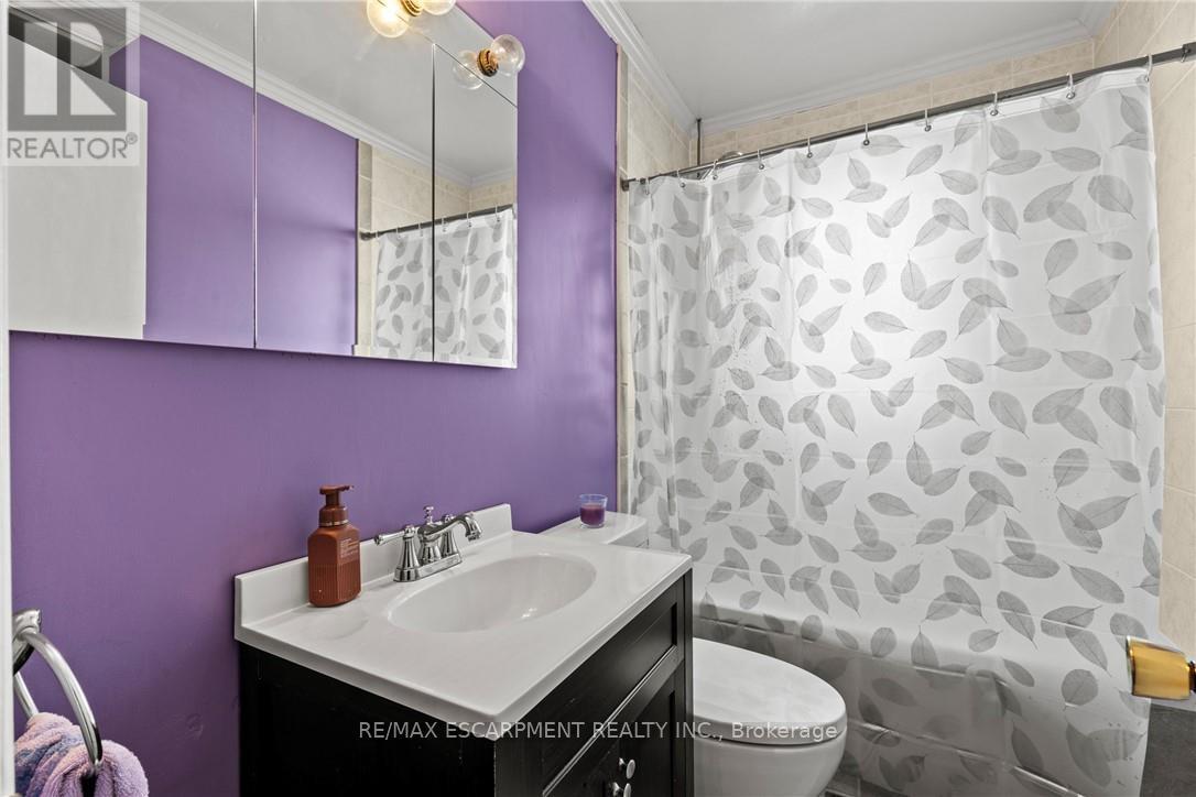 147 Summerhill Avenue, Hamilton, Ontario  L8K 3N5 - Photo 18 - X12539288