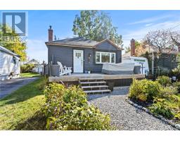 147 SUMMERHILL AVENUE, Hamilton, Ontario