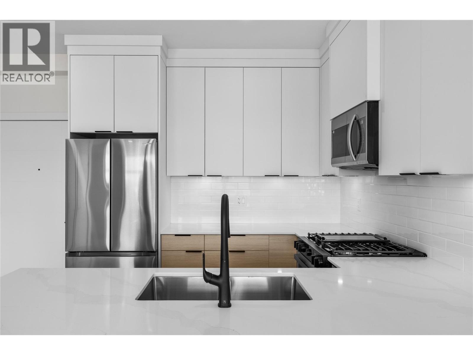 5300 Main Street Unit# 203 Kelowna Photo 8