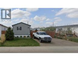 331 3 Street Nw, Redcliff, Ca