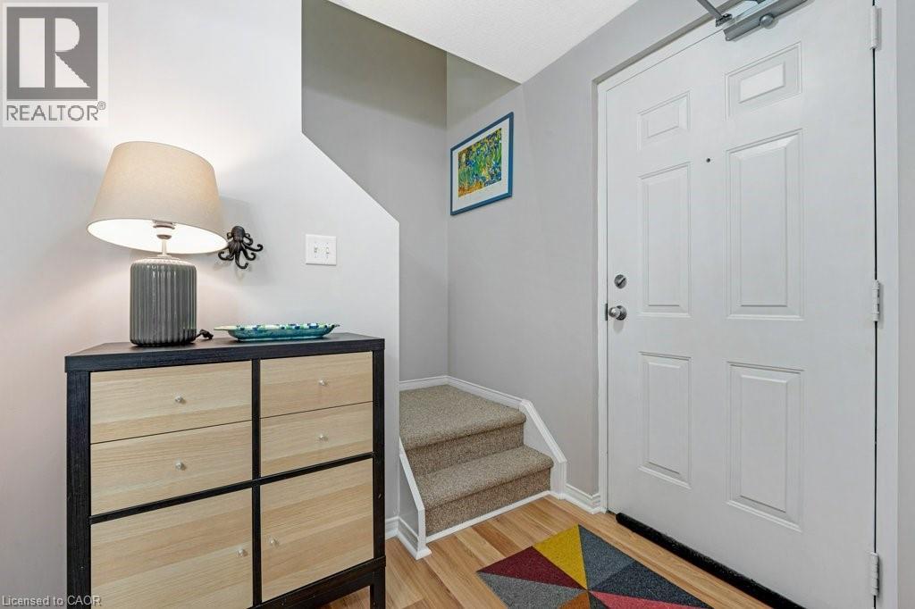 12 Holborn Drive Unit# B14, Kitchener, Ontario  N2A 0A4 - Photo 4 - 40784316