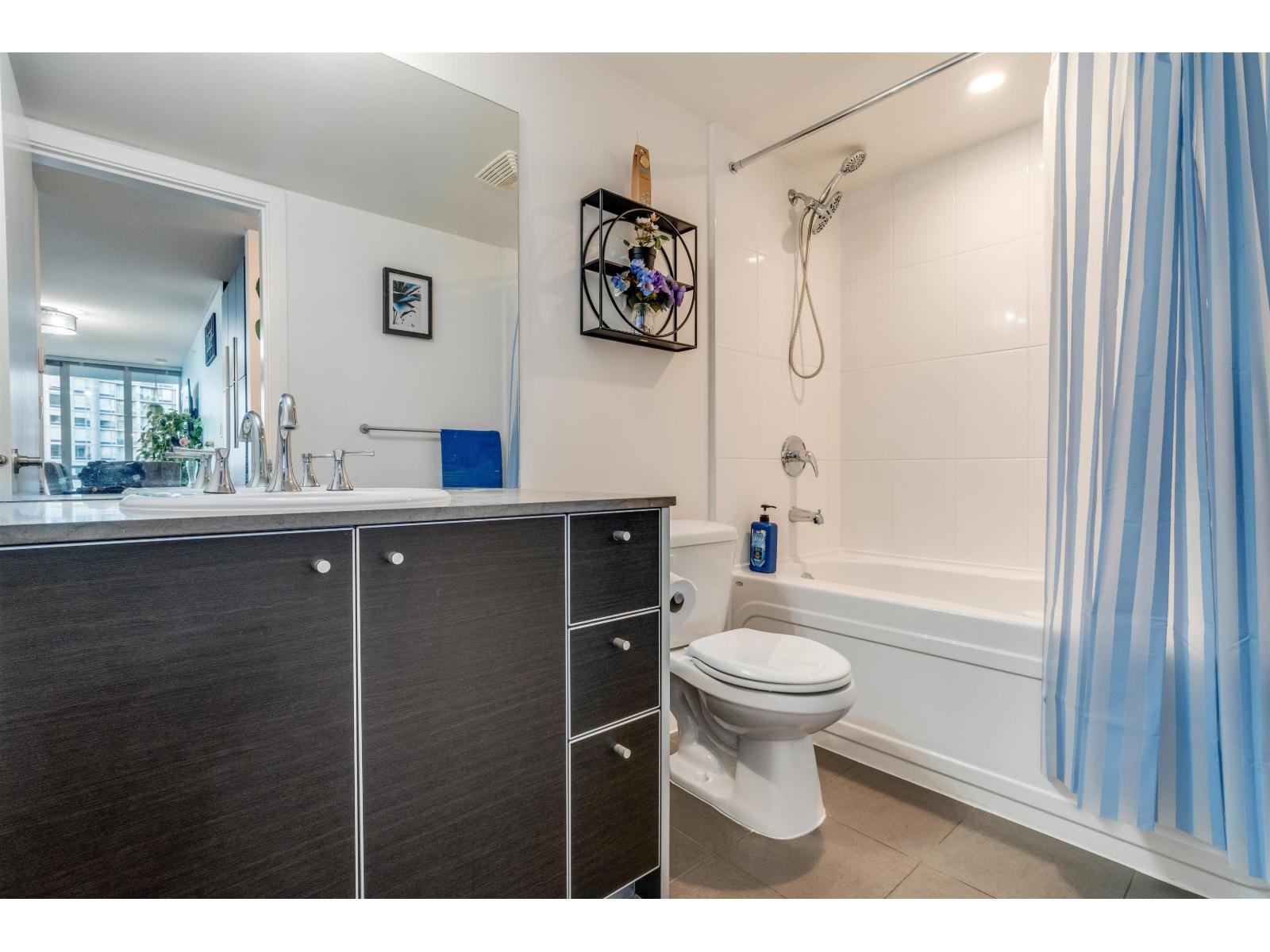 2704 9981 Whalley Boulevard, Surrey, British Columbia  V3T 0G6 - Photo 18 - R3066734