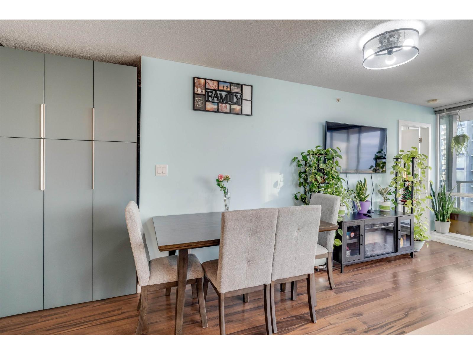 2704 9981 Whalley Boulevard, Surrey, British Columbia  V3T 0G6 - Photo 8 - R3066734