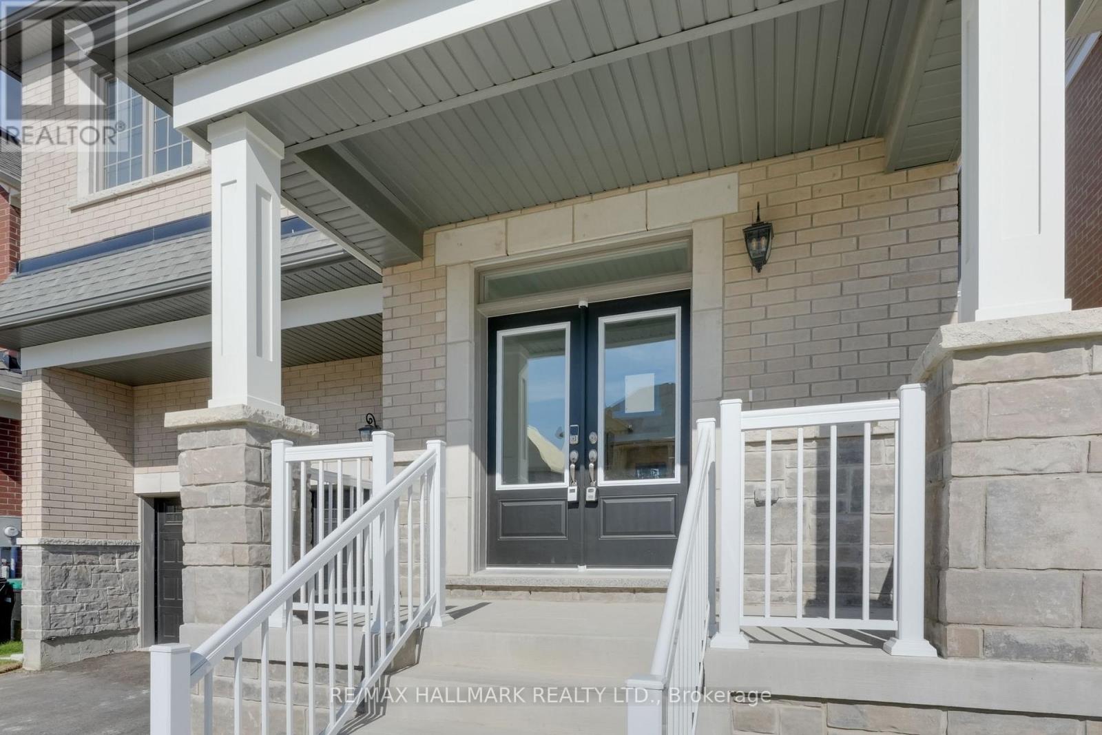 634 Newlove Street, Innisfil, Ontario  L9S 0S2 - Photo 4 - N12539324