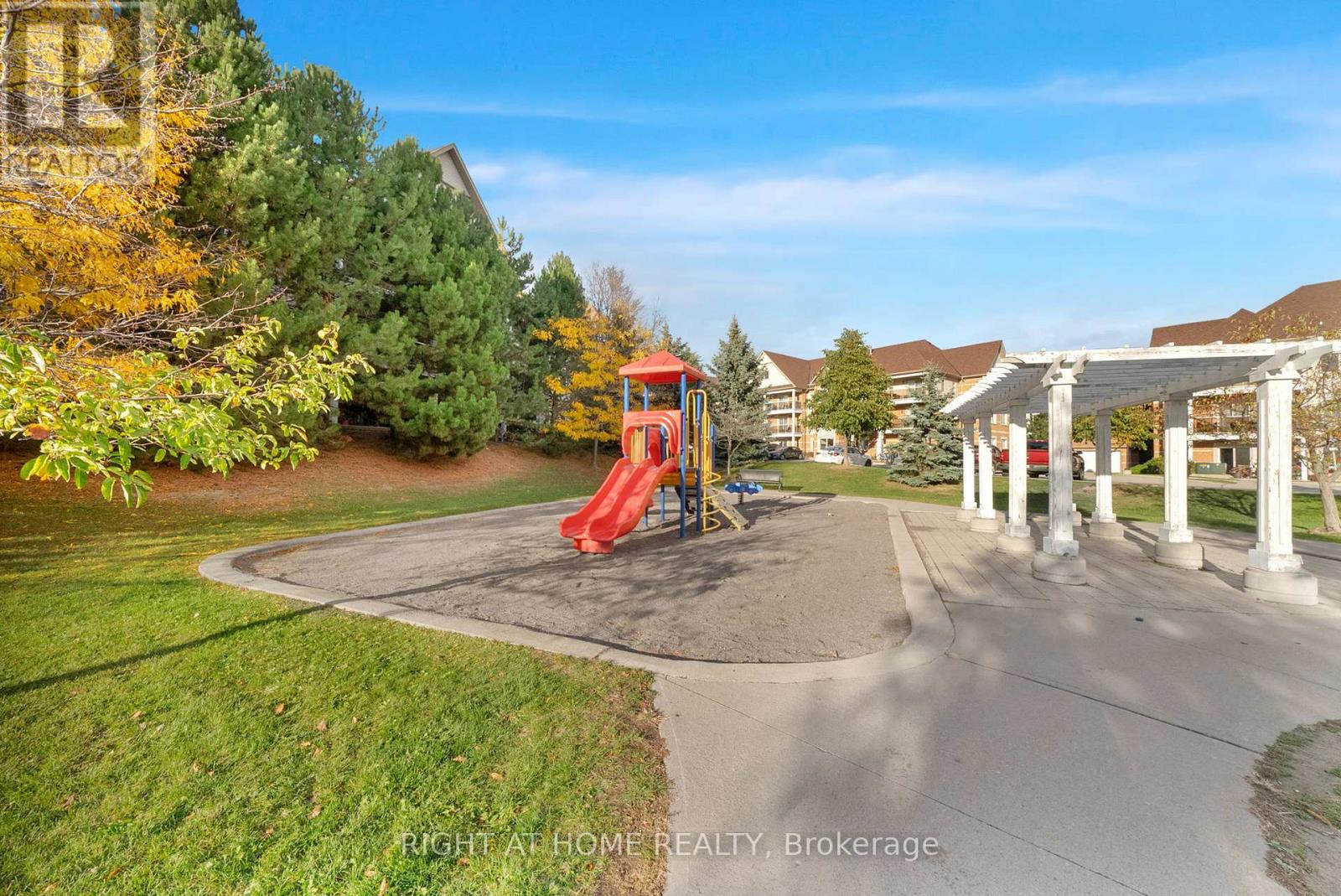 205 - 132 Aspen Springs Drive, Clarington, Ontario  L1C 0H1 - Photo 24 - E12539432