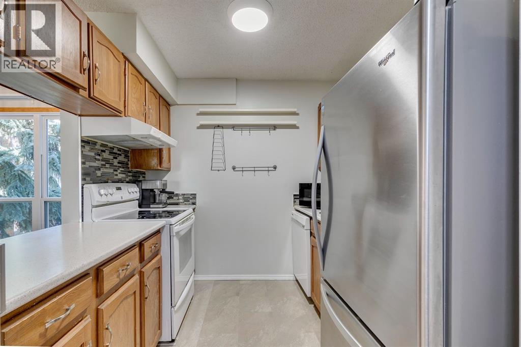 121, 860 Midridge Drive Se, Calgary, Alberta  T2X 1K1 - Photo 4 - A2263681