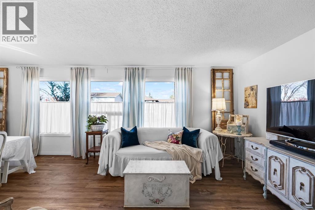 217 Acacia Crescent Se, Airdrie, Alberta  T4B 1G4 - Photo 5 - A2266747