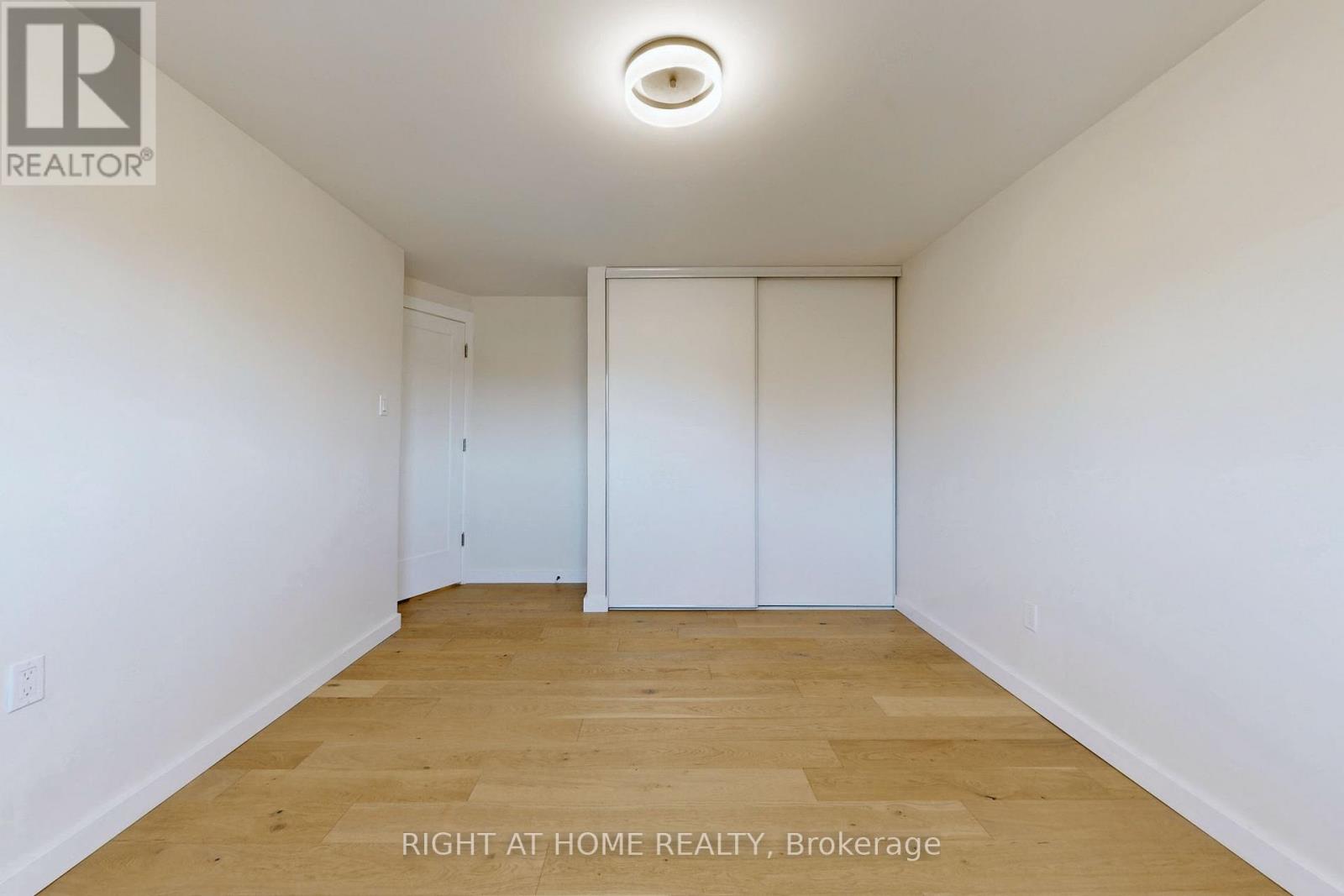 6 - 400 Bloor Street, Mississauga, Ontario  L5A 3M8 - Photo 31 - W12539346