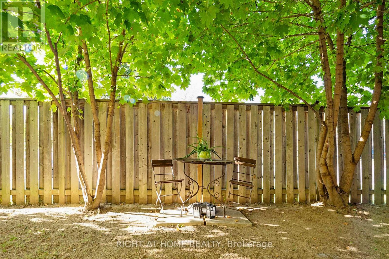 6 - 400 Bloor Street, Mississauga, Ontario  L5A 3M8 - Photo 41 - W12539346