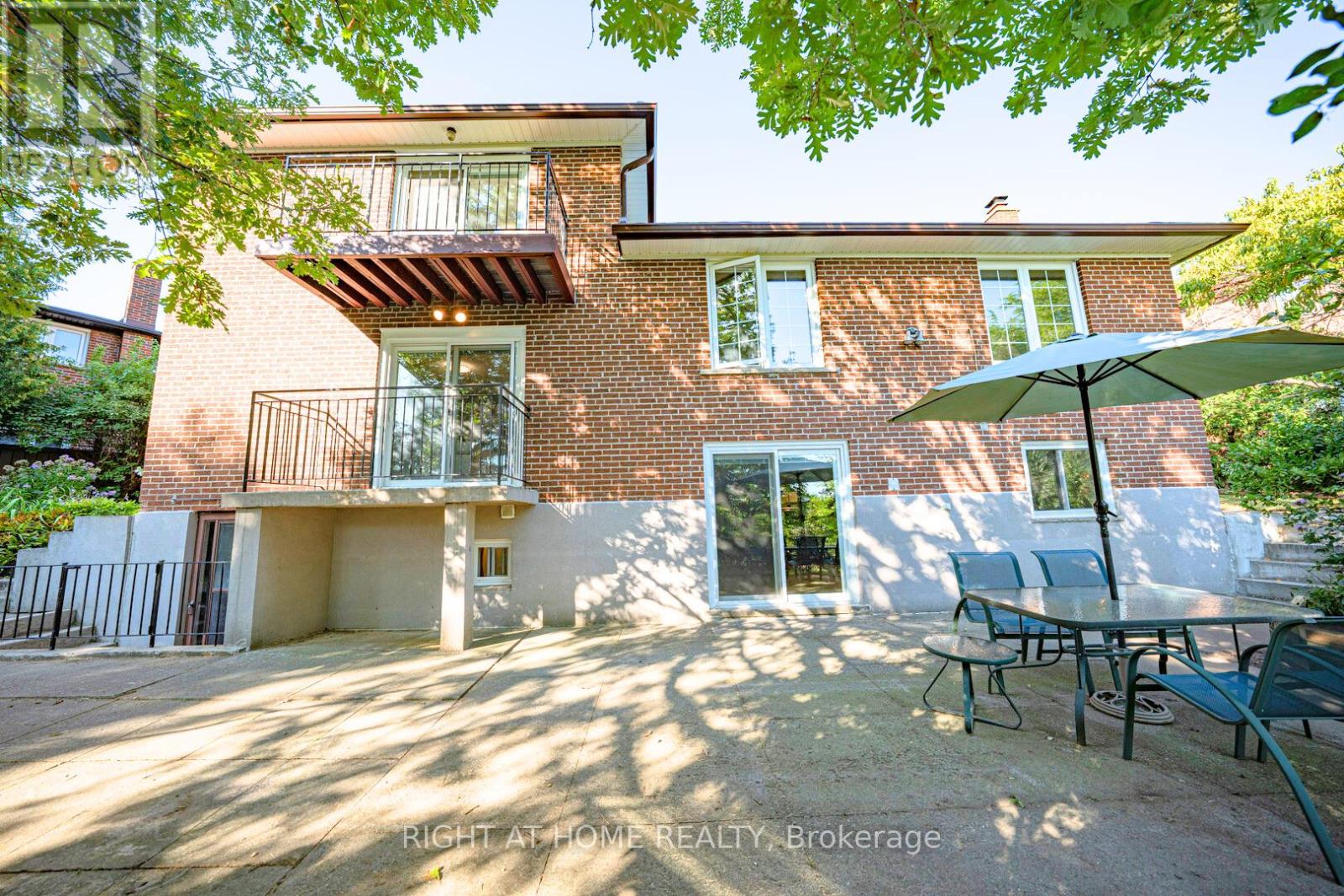 5 Greyswood Court, Toronto, Ontario  M9P 3P8 - Photo 27 - W12539350