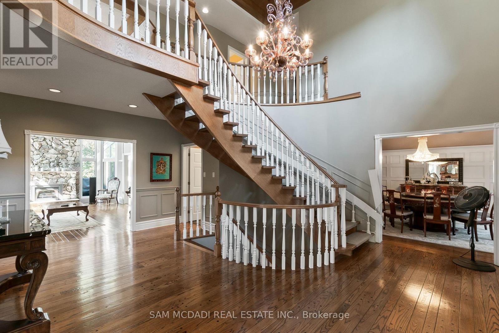 2235 Shawanaga Trail, Mississauga, Ontario  L5H 3X6 - Photo 16 - W12539354