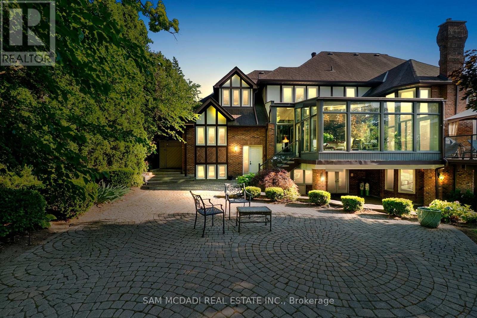 2235 Shawanaga Trail, Mississauga, Ontario  L5H 3X6 - Photo 40 - W12539354