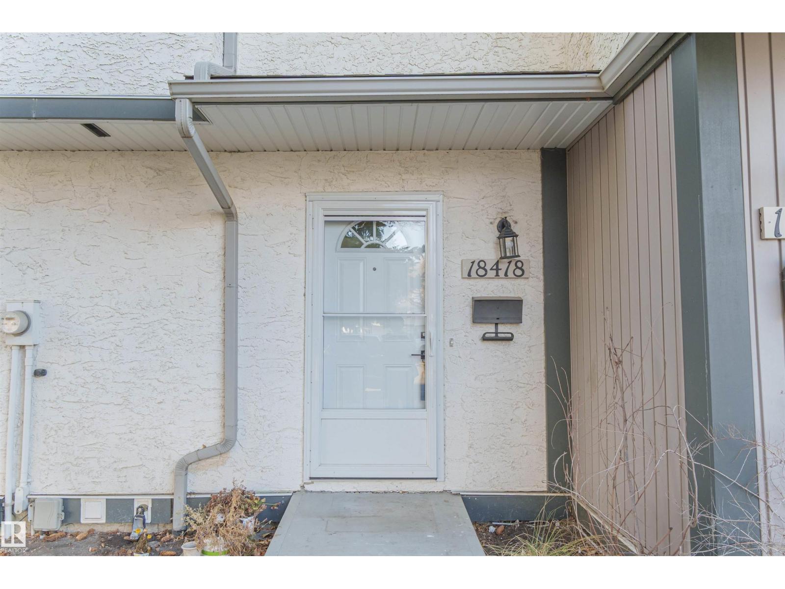 18418 62B AV NW, Edmonton, Alberta
