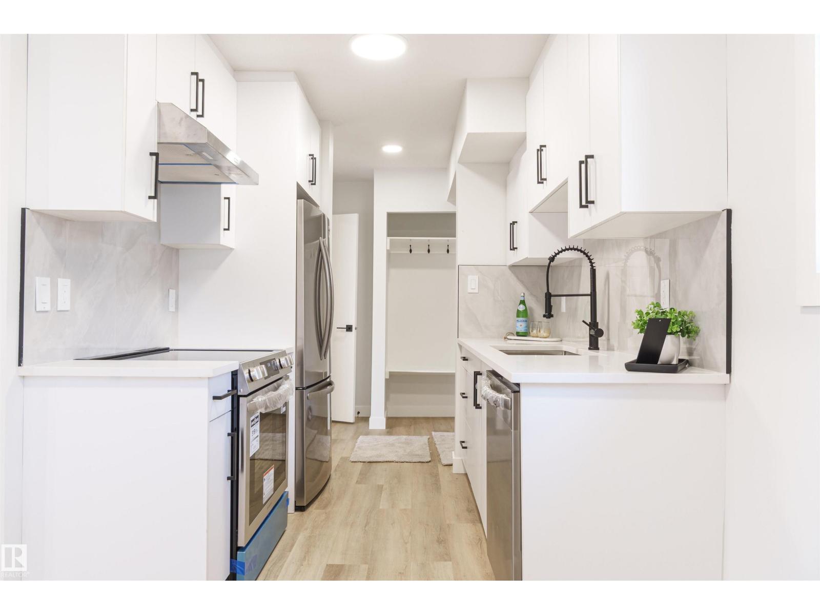 18418 62b Av Nw, Edmonton, Alberta  T5T 2N7 - Photo 5 - E4465522