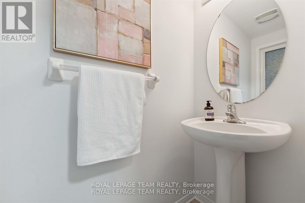 2634 Half Moon Bay Road, Ottawa, Ontario  K2J 0Y9 - Photo 14 - X12539398