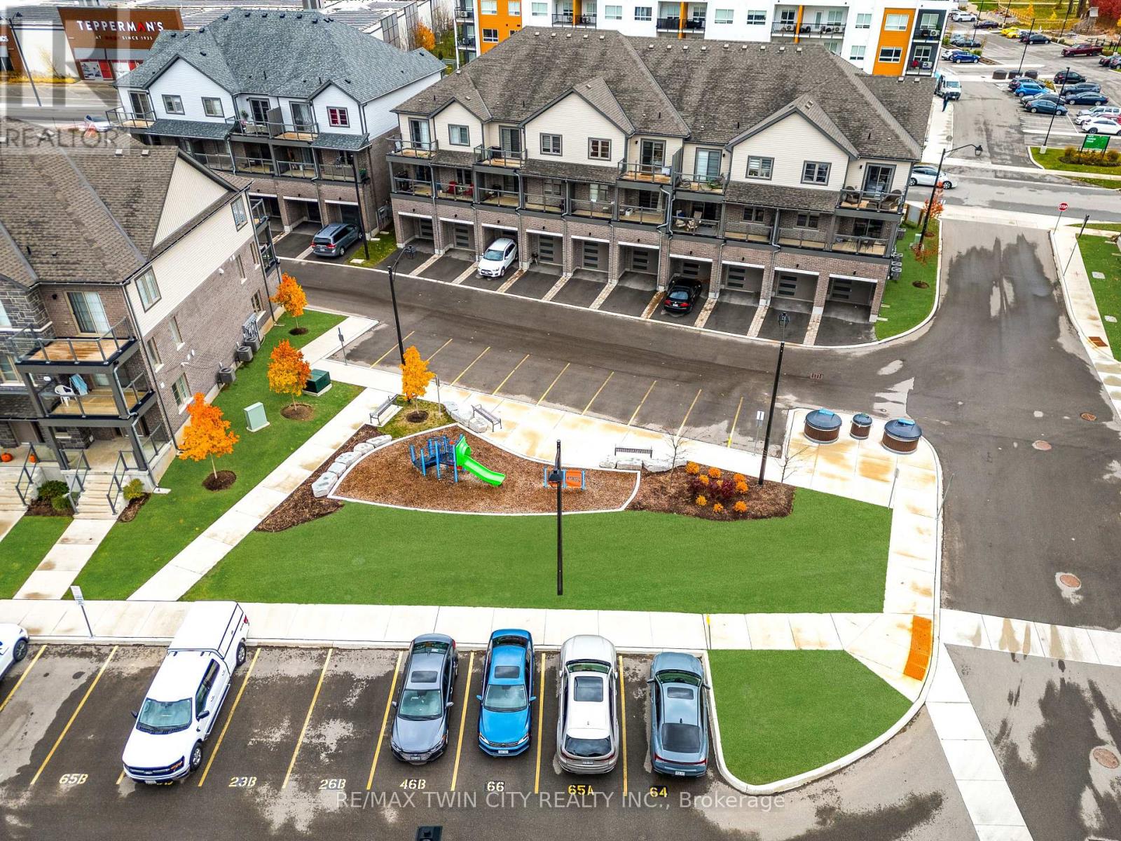 12 - 205 West Oak Trail, Kitchener, Ontario  N2R 0R9 - Photo 35 - X12539342