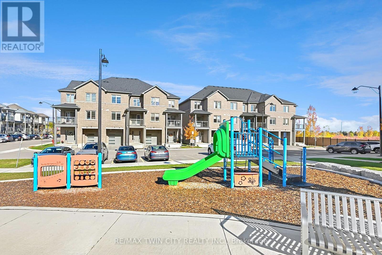 12 - 205 West Oak Trail, Kitchener, Ontario  N2R 0R9 - Photo 45 - X12539342