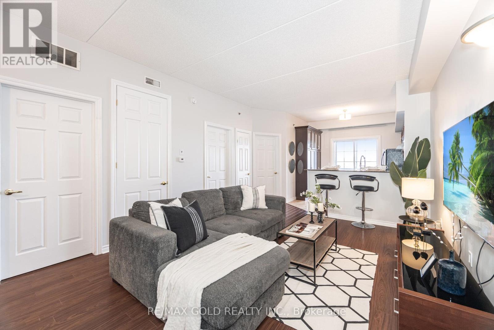 306 - 308 Watson Parkway N, Guelph, Ontario  N1E 7J2 - Photo 11 - X12539348