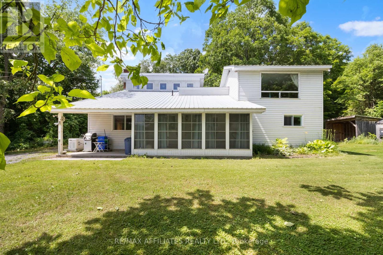 1655 Old Perth Road, Mississippi Mills, Ontario  K0A 1A0 - Photo 2 - X12478279