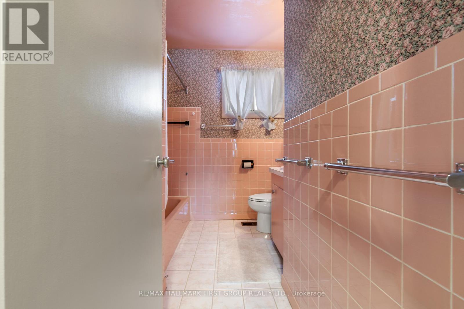 11 Merredin Place, Toronto, Ontario  M3B 1S7 - Photo 15 - C12539364