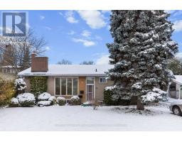 11 Merredin Place, Toronto (Banbury-Don Mills), Ca
