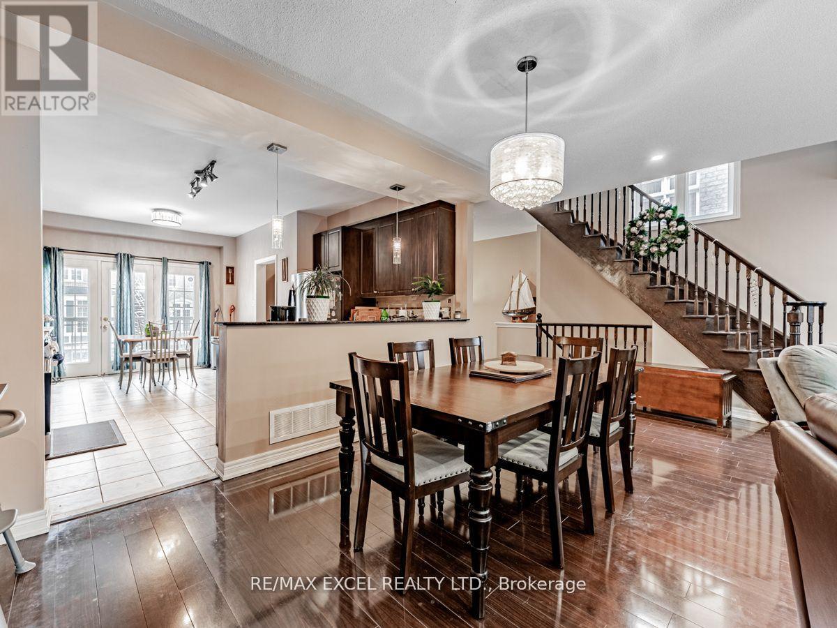 8 Mastwood Crescent, Toronto, Ontario  M1C 0B4 - Photo 7 - E12539404