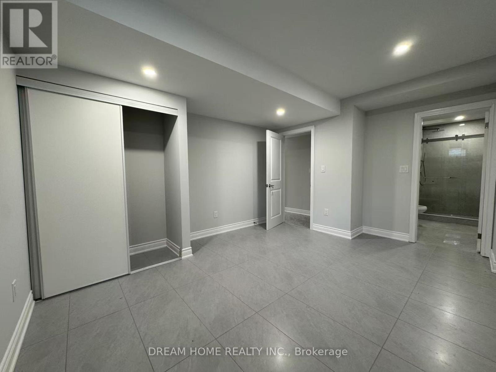 Bsmt - 50 Emmeline Crescent, Toronto, Ontario  M1S 1L2 - Photo 9 - E12539436