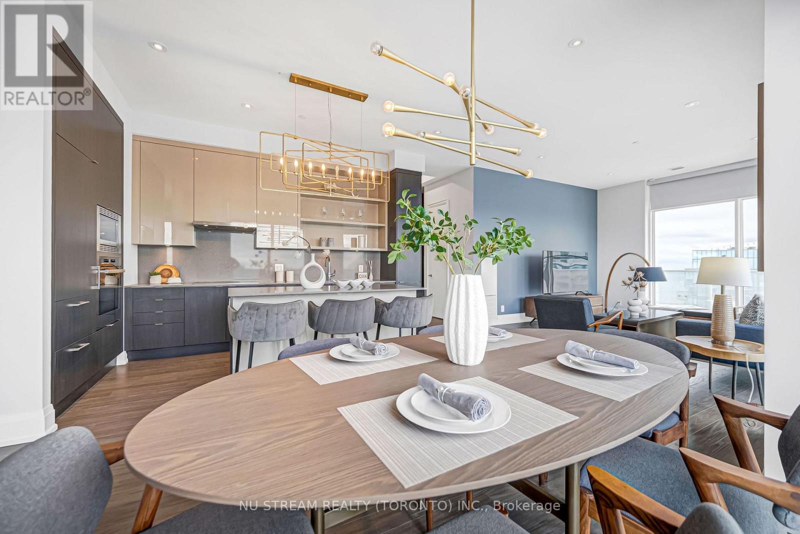 Ph101 - 100 Harbour Street, Toronto, Ontario  M5J 0B5 - Photo 18 - C12526298