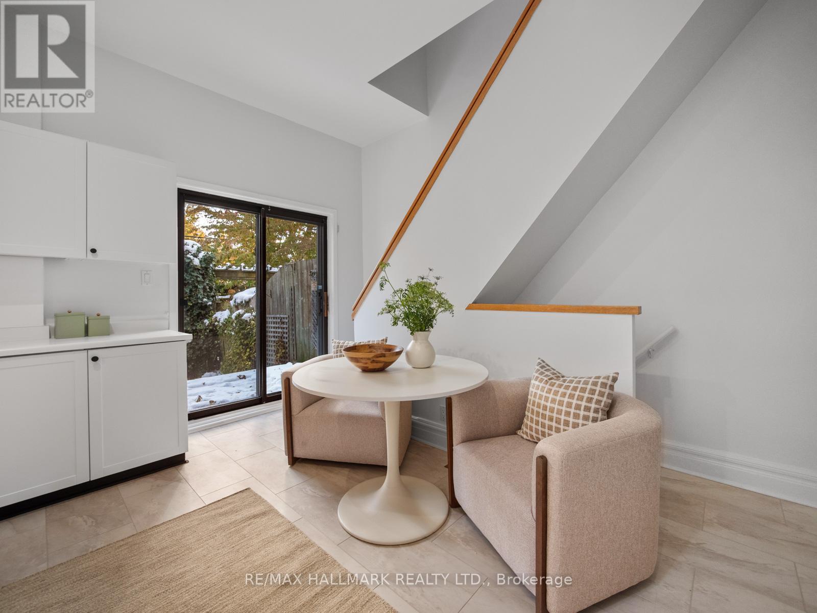 133 Langley Avenue, Toronto, Ontario  M4K 1B6 - Photo 10 - E12539174