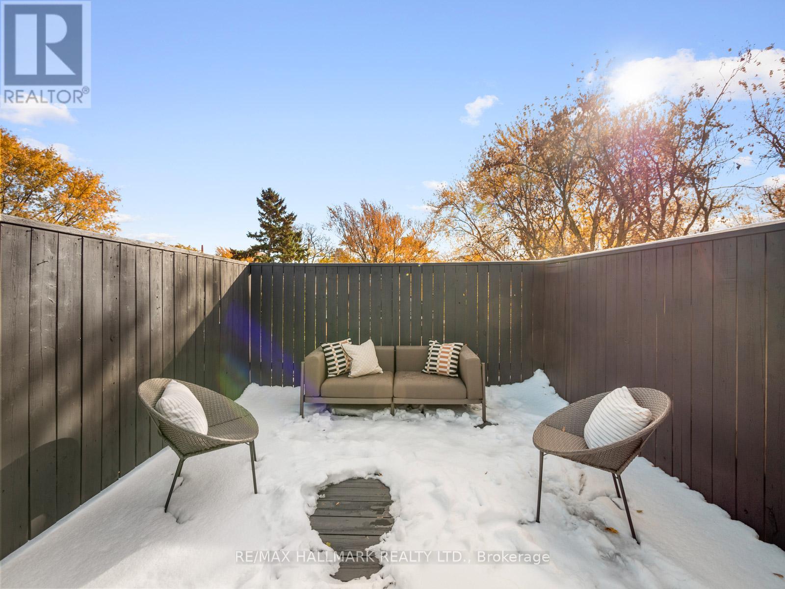 133 Langley Avenue, Toronto, Ontario  M4K 1B6 - Photo 39 - E12539174