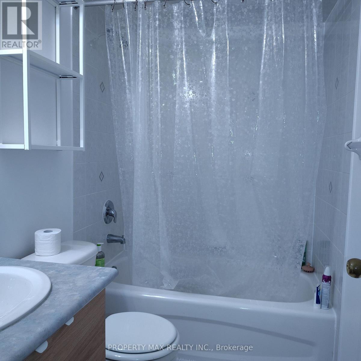 55 Park Place Drive, Markham, Ontario  L6E 1Z9 - Photo 15 - N12539374