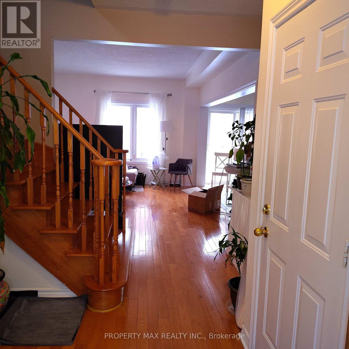 55 Park Place Drive, Markham, Ontario  L6E 1Z9 - Photo 2 - N12539374