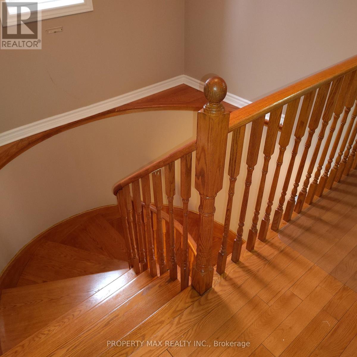 55 Park Place Drive, Markham, Ontario  L6E 1Z9 - Photo 9 - N12539374