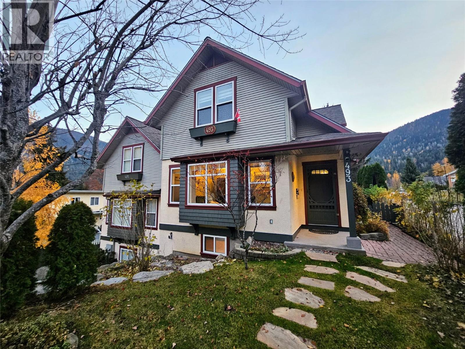 493 Richards Street W, nelson, British Columbia