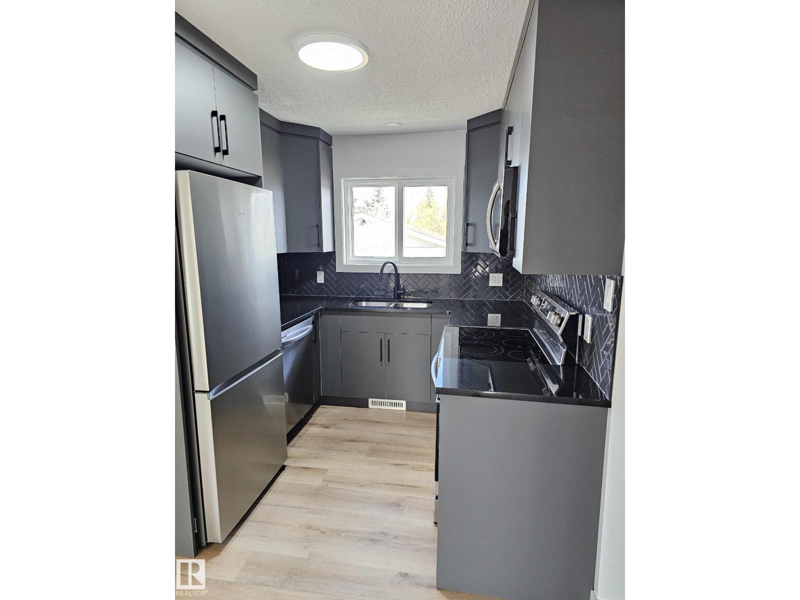 Unknown Address, ,    - Photo 6 - E4465507