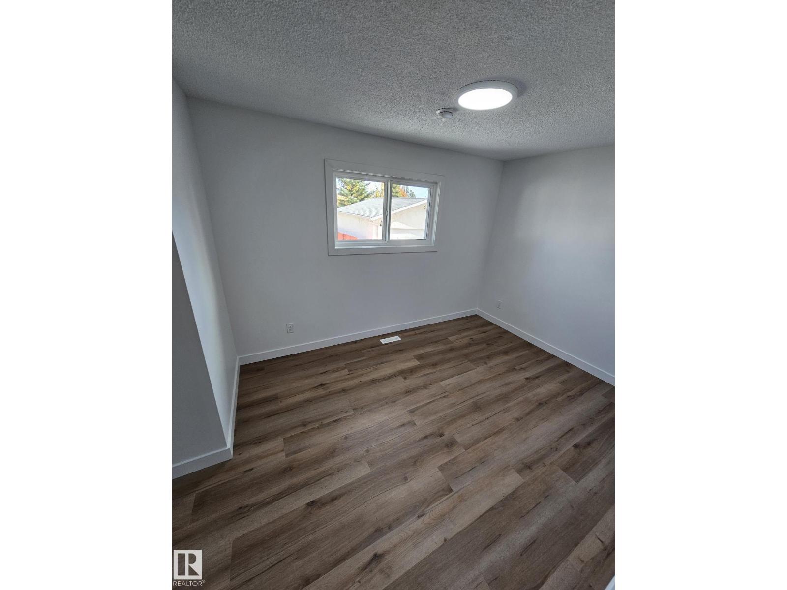 Unknown Address, ,    - Photo 12 - E4465507