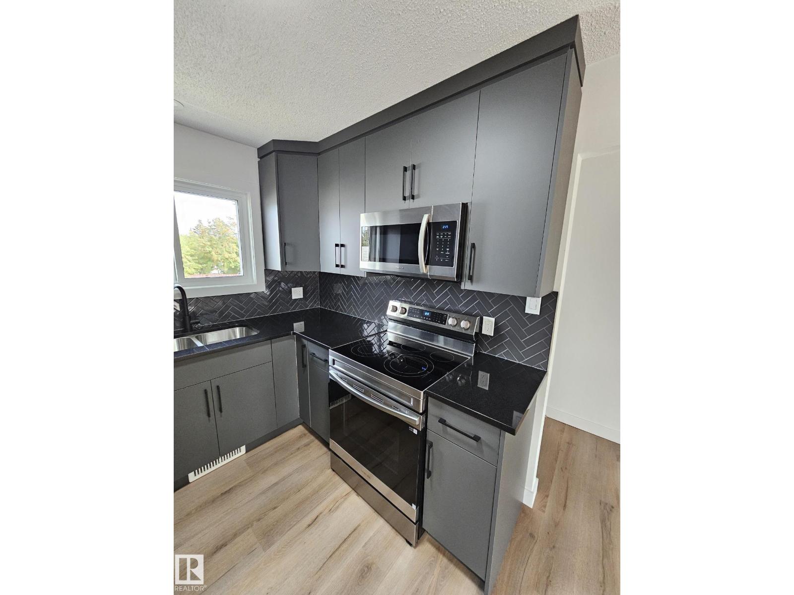 Unknown Address, ,    - Photo 4 - E4465507