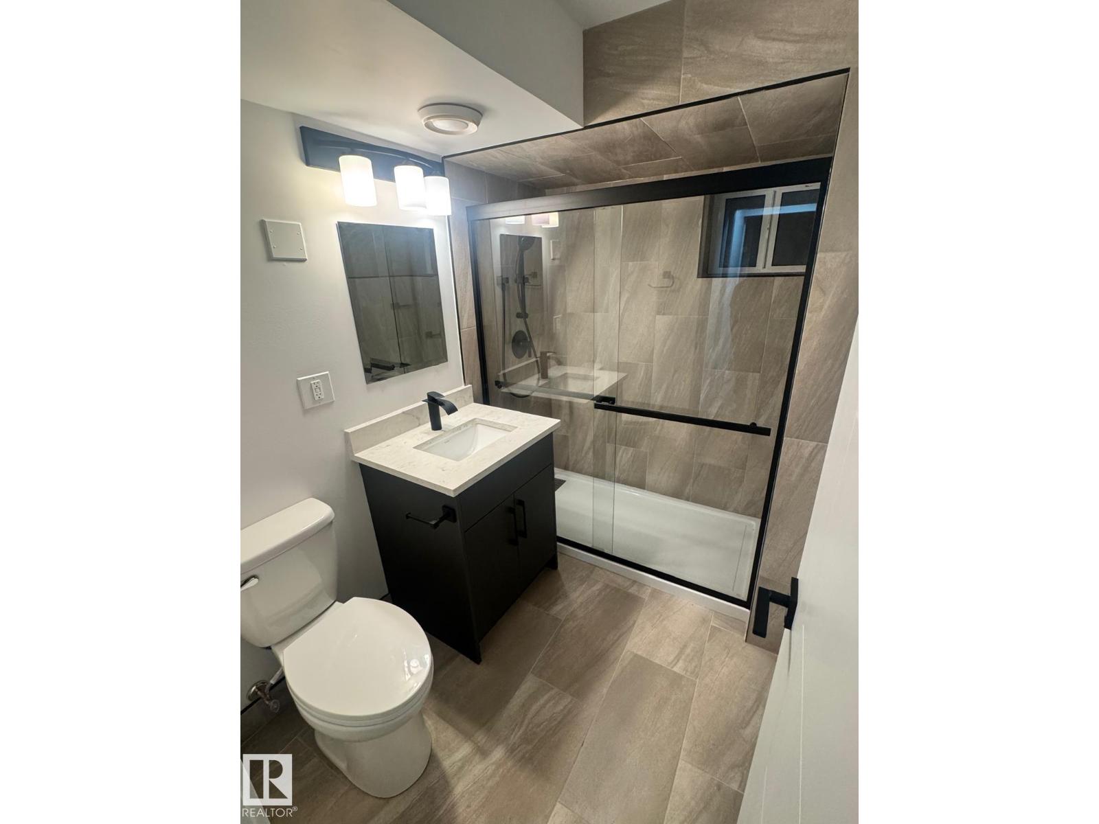 Unknown Address, ,    - Photo 18 - E4465507