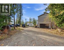 7636 Mountain Drive North Shuswap, Anglemont, Ca