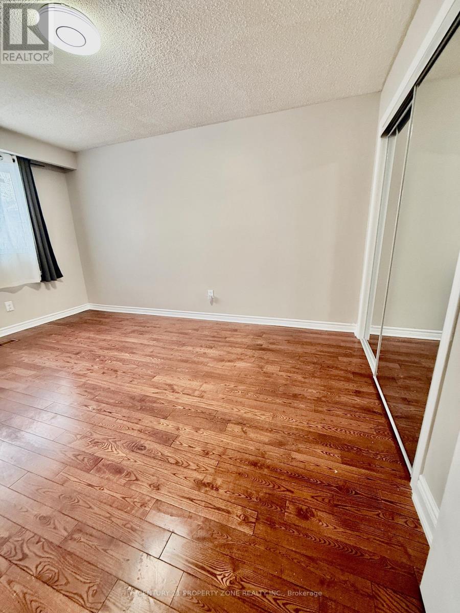 41 Crosswood Lane, Brampton, Ontario  L6V 3M1 - Photo 10 - W12539362