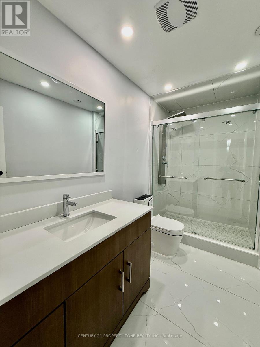 41 Crosswood Lane, Brampton, Ontario  L6V 3M1 - Photo 8 - W12539362