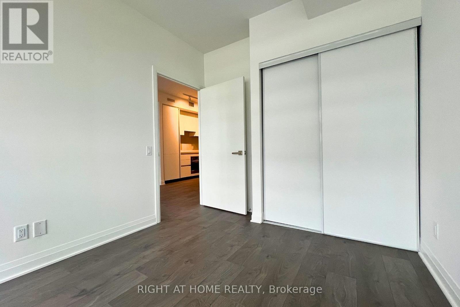 3008 - 4015 The Exchange, Mississauga, Ontario  L5B 0N9 - Photo 8 - W12539366