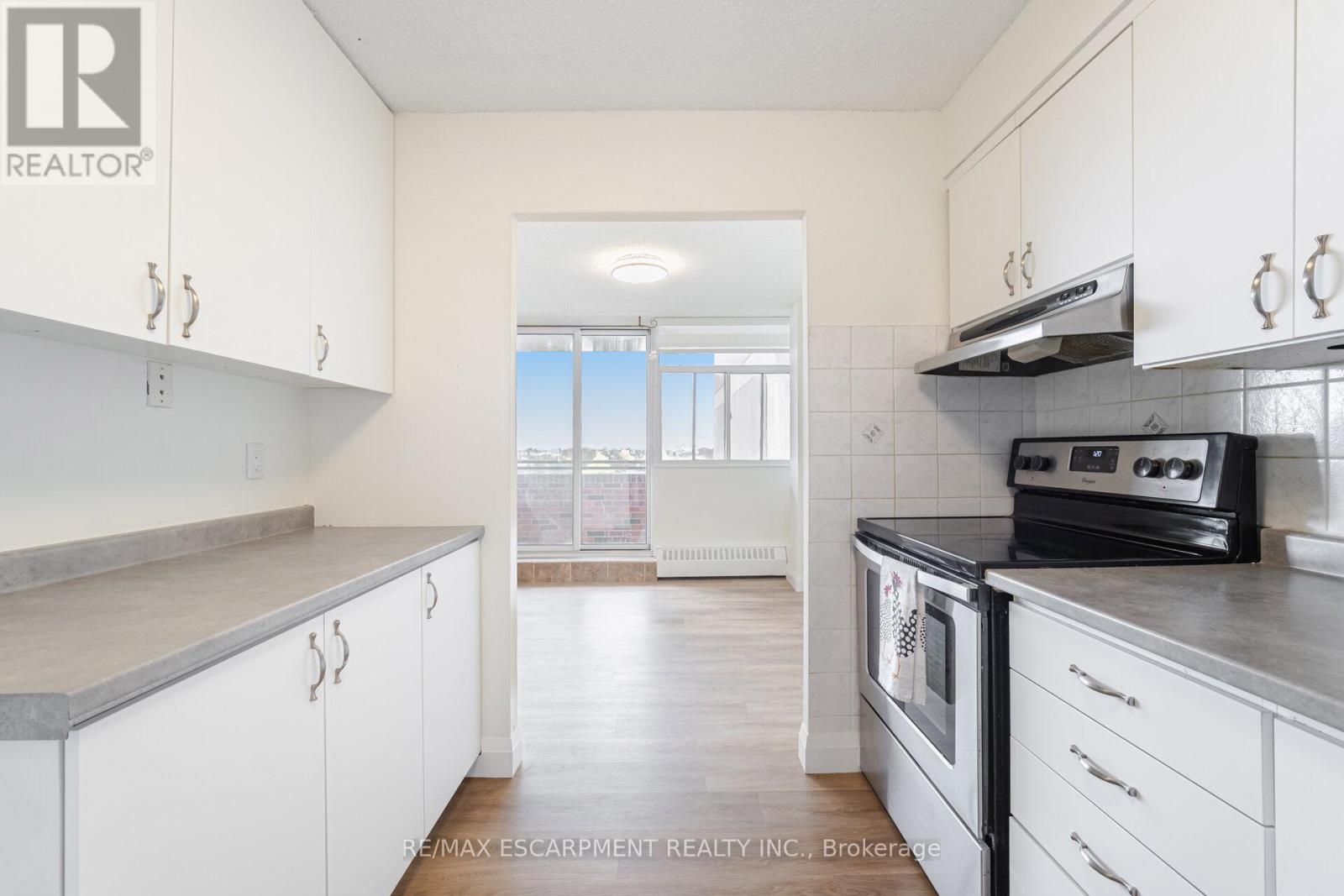 707 - 2301 Derry Road W, Mississauga, Ontario  L5N 2R4 - Photo 13 - W12539408