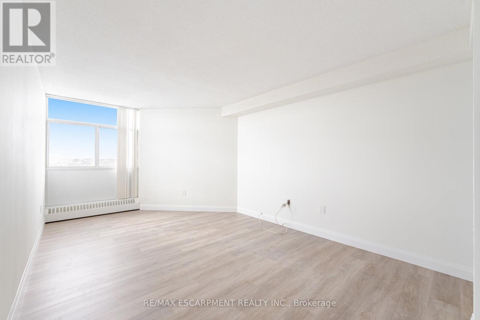 707 - 2301 Derry Road W, Mississauga, Ontario  L5N 2R4 - Photo 16 - W12539408