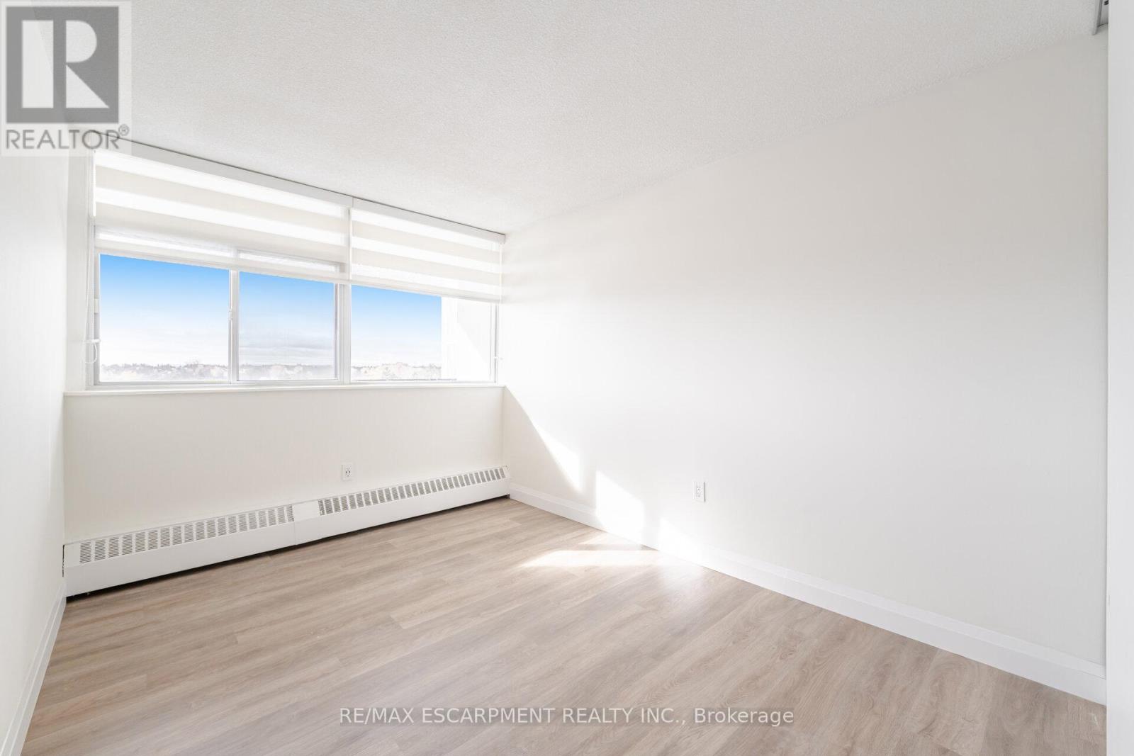 707 - 2301 Derry Road W, Mississauga, Ontario  L5N 2R4 - Photo 18 - W12539408