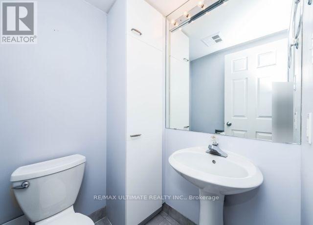 2105 - 55 Elm Road W, Mississauga, Ontario  L5B 3Z3 - Photo 13 - W12539416