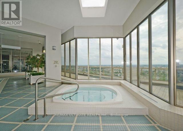 2105 - 55 Elm Road W, Mississauga, Ontario  L5B 3Z3 - Photo 19 - W12539416