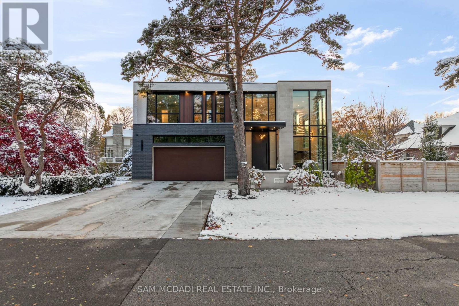 112 ELTON PARK ROAD, Oakville, Ontario