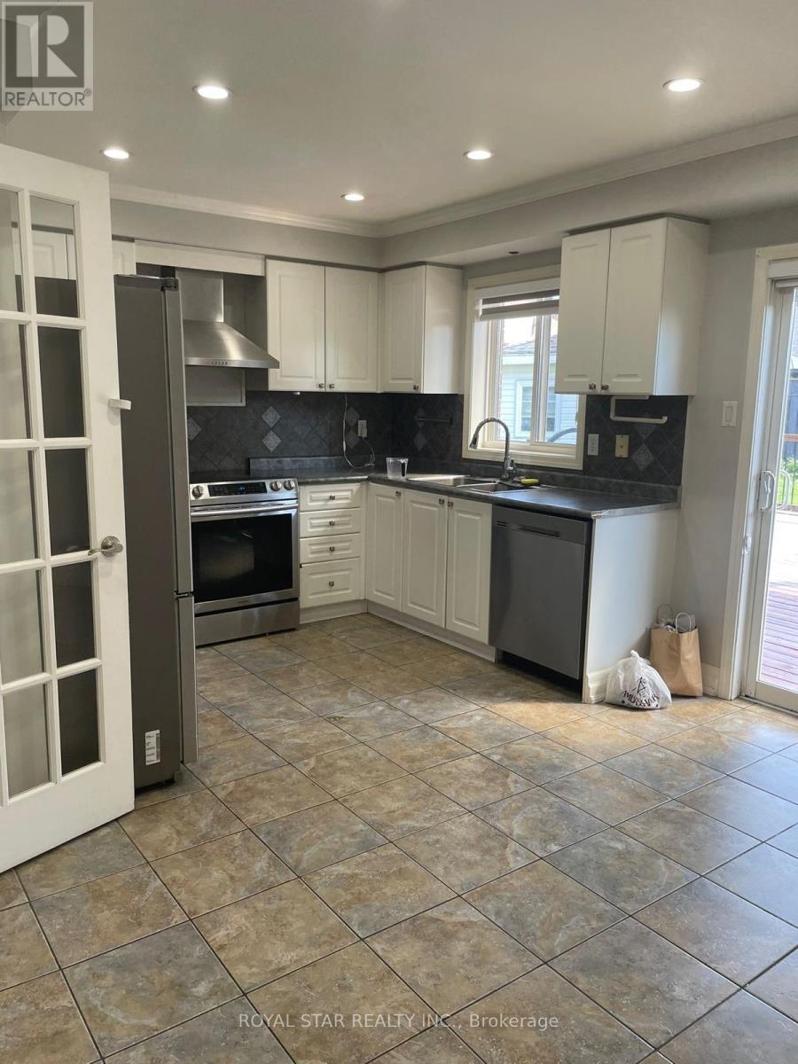 118 Tiller Trail, Brampton, Ontario  L6X 4S8 - Photo 19 - W12539430